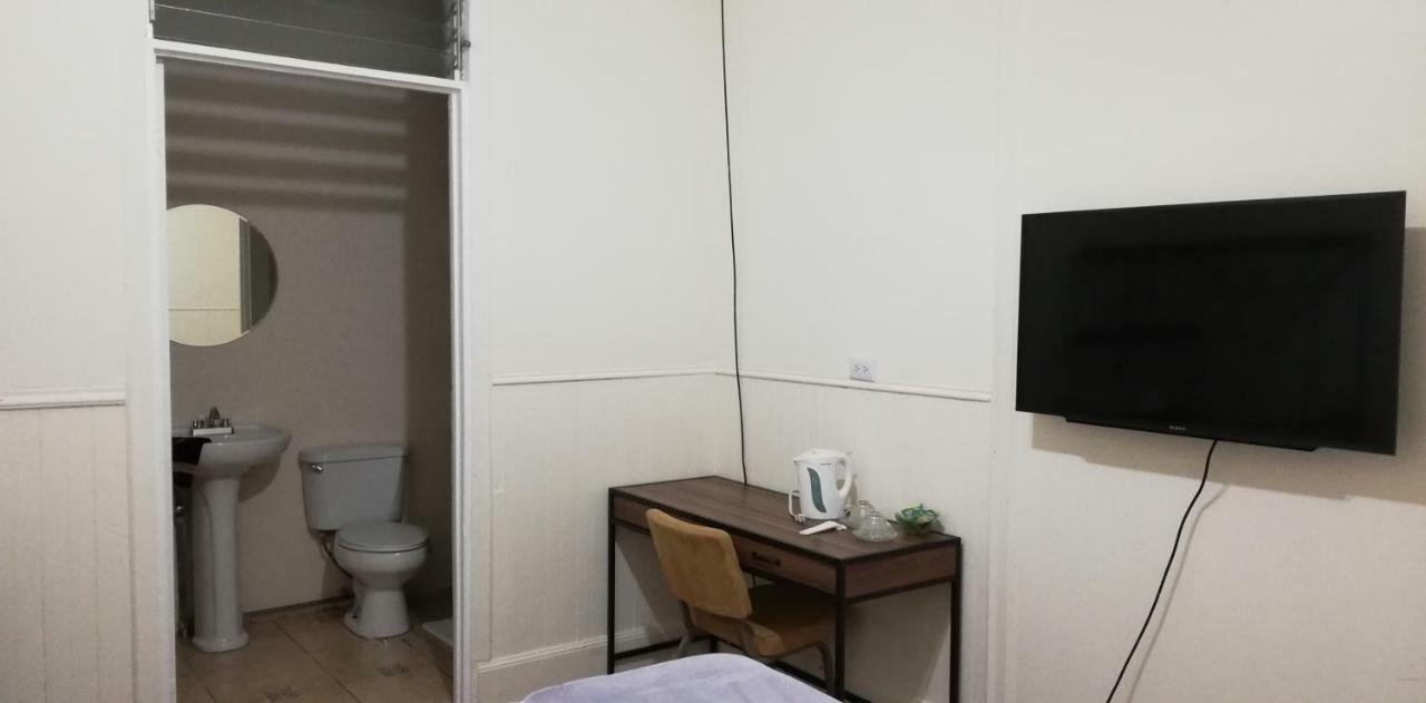 Casa Mayela Guest House ซานโฮเซ ภายนอก รูปภาพ